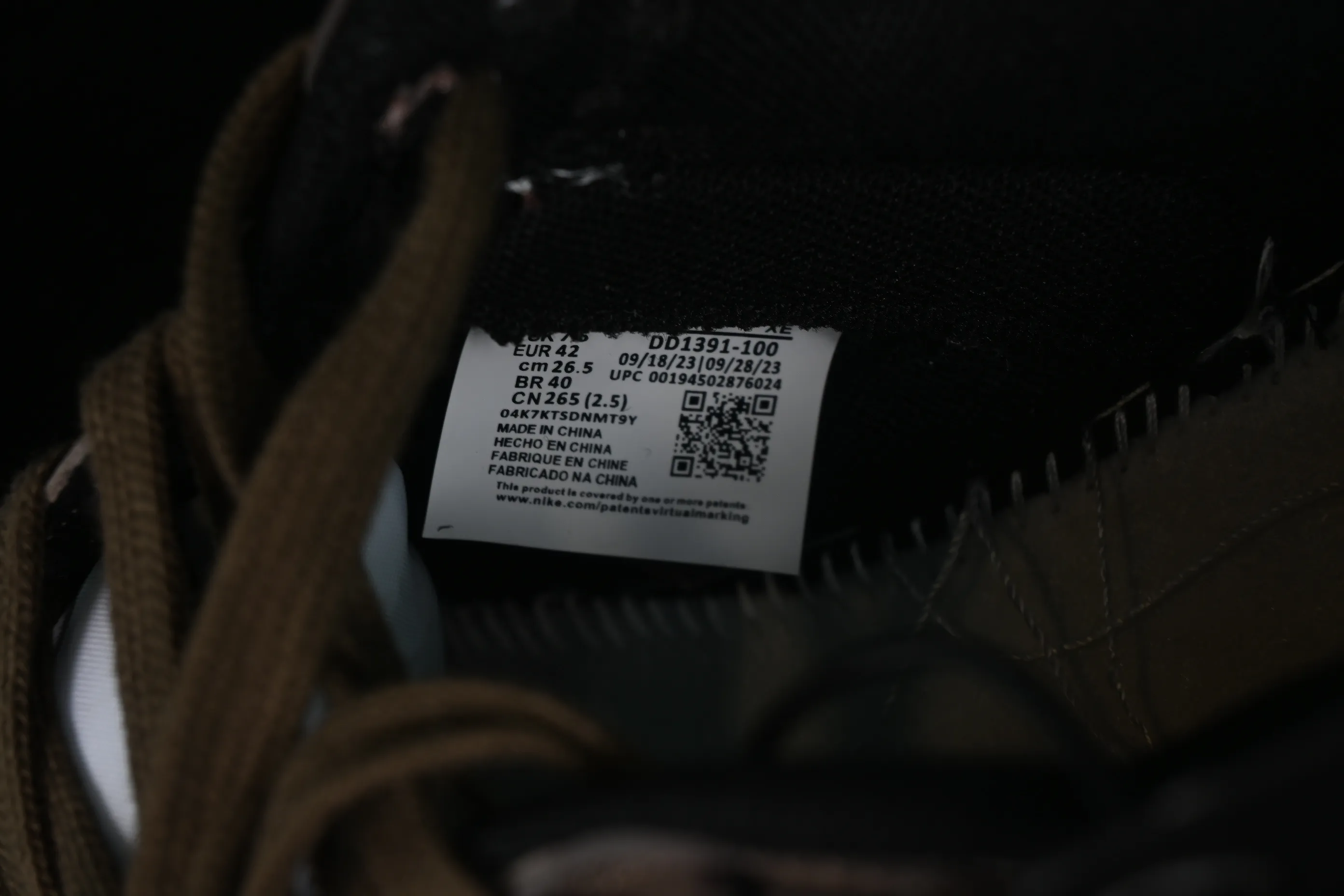 All Categories Nk SB Dunk Series Nk SB Dunk Low Low-top sneakers Nk Dunk Low Panda Prank Street Racing Rusty Distressed SB strap low-top casual sneakers DD1391-100